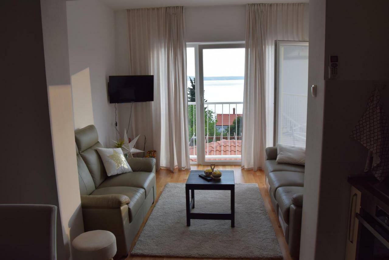 App Lu 5 Apartment Novi Vinodolski Exterior photo