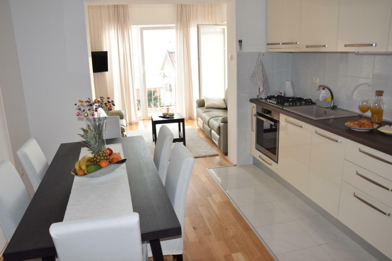 App Lu 5 Apartment Novi Vinodolski Exterior photo